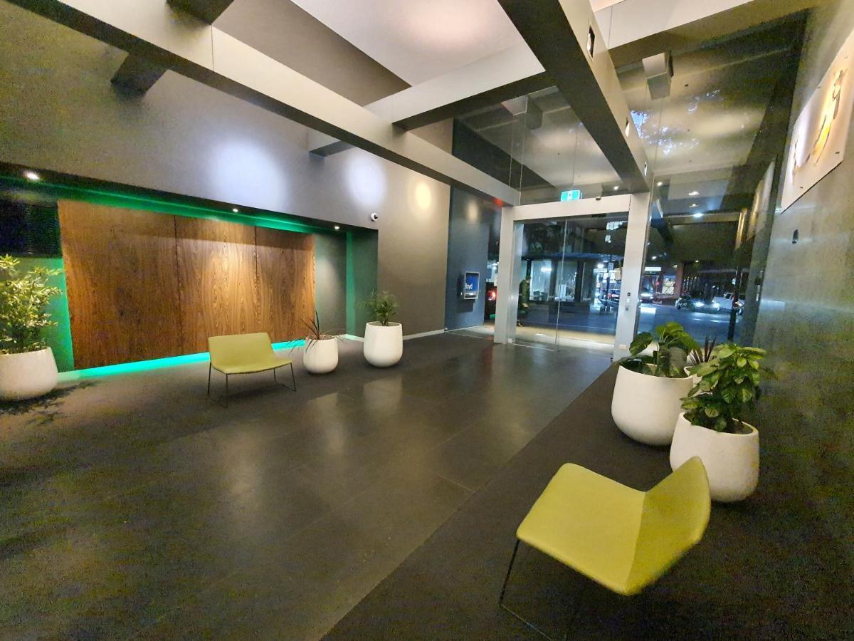 Harbour Escape Apartments Docklands Melbourne Exterior photo