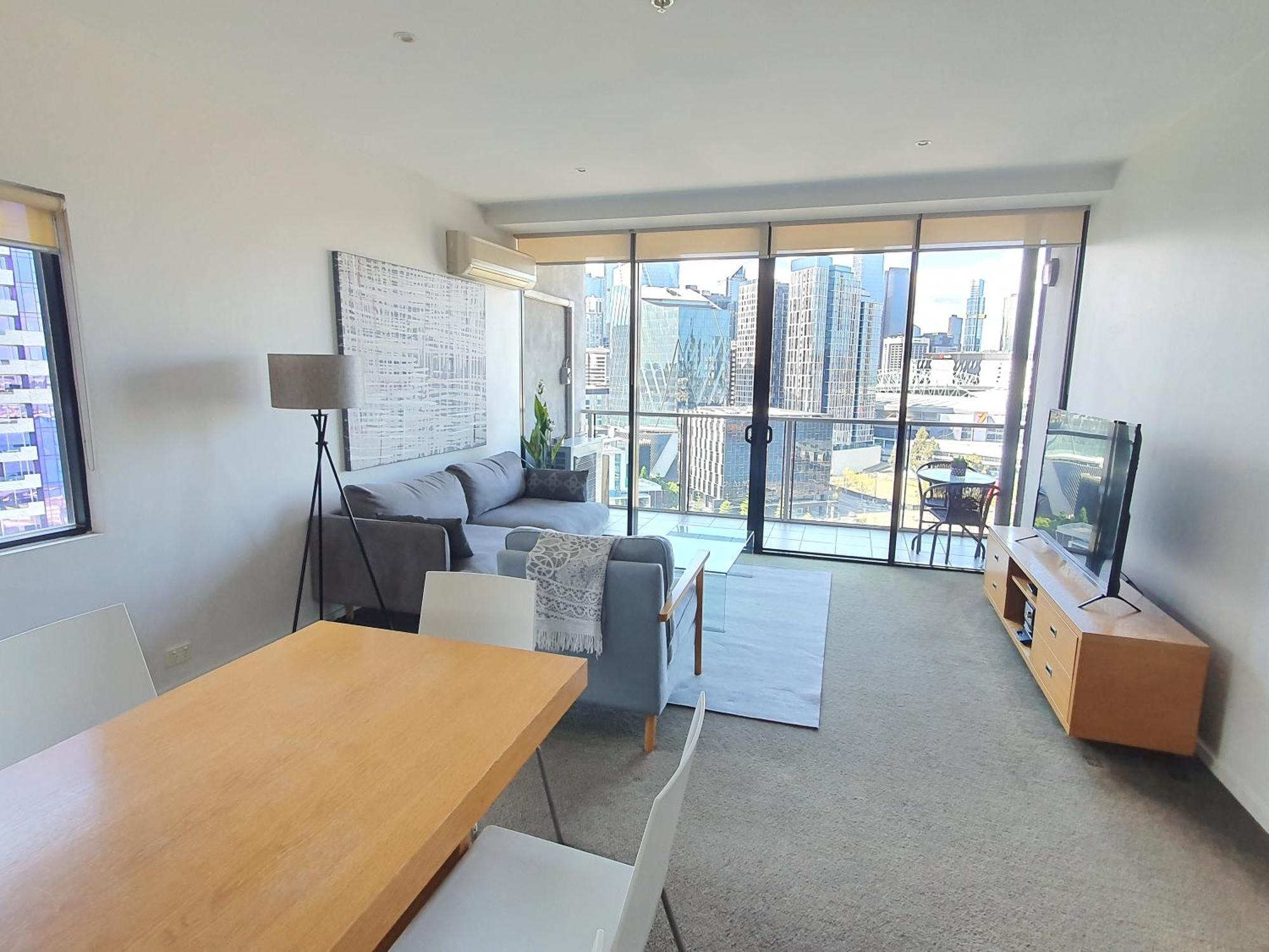 Harbour Escape Apartments Docklands Melbourne Exterior photo