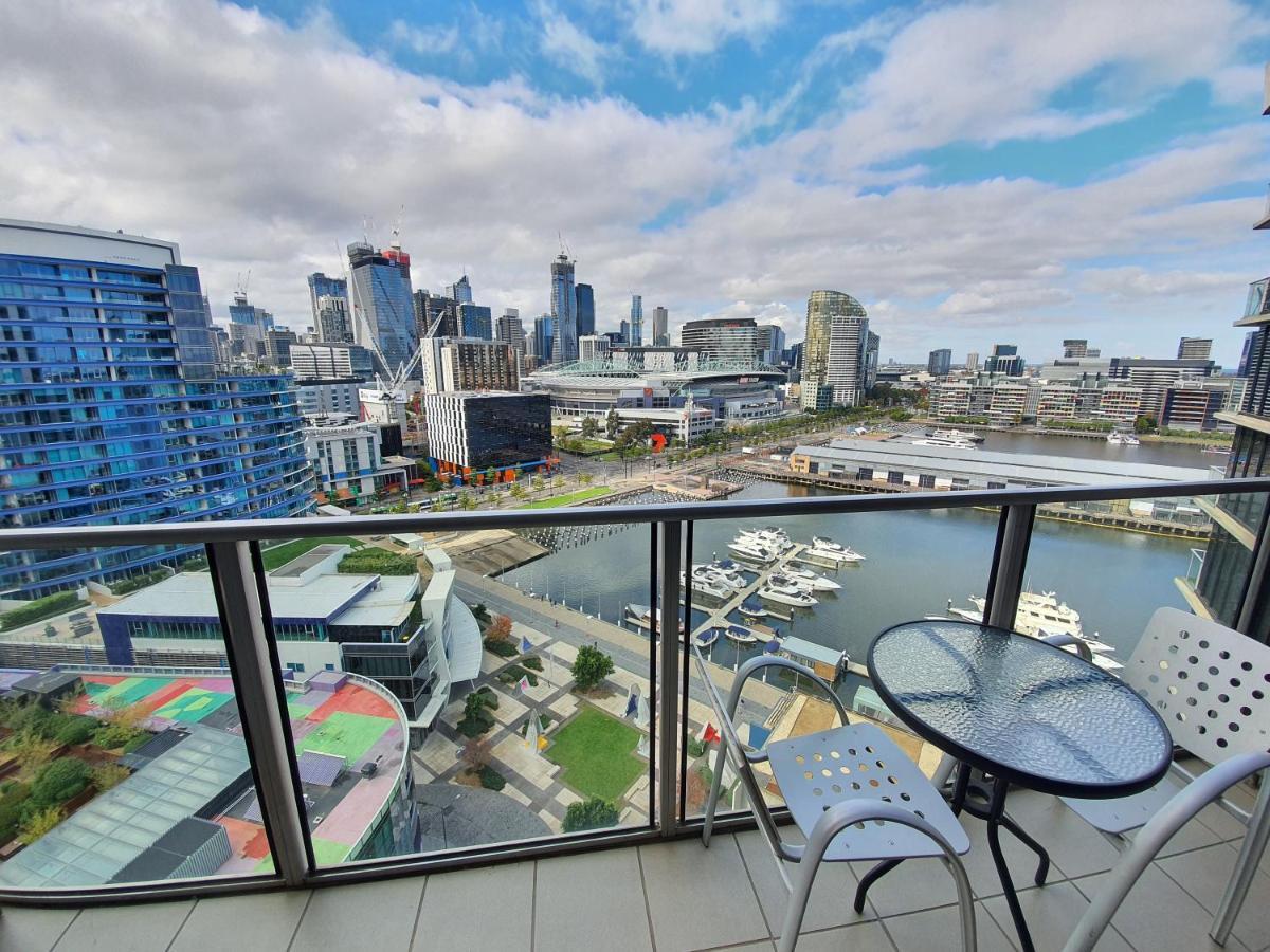 Harbour Escape Apartments Docklands Melbourne Exterior photo