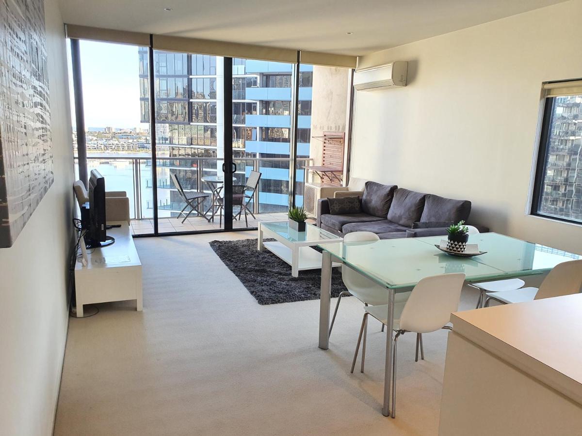Harbour Escape Apartments Docklands Melbourne Exterior photo